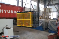 <b>對輥破碎機廠(chǎng)家華機重工出口韓國四輥破碎機</b>