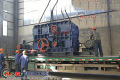 <b>對輥破碎機保養維護是對輥機運行長(cháng)久的保障</b>